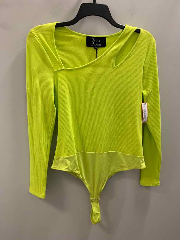 Size 1X NINA PARKER LIME LONG SLEEVES TOP