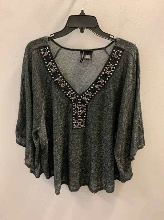 NEW DIRECTIONS Tops Size L CHARCOAL/SILVER PONCHO TOP