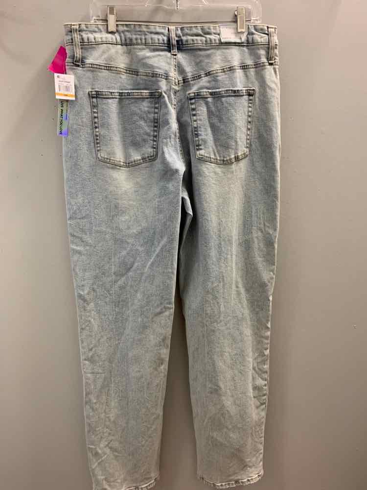 NWT Size 16 TINSEL TOWN PLUS SIZES LIGHT BLU Jeans