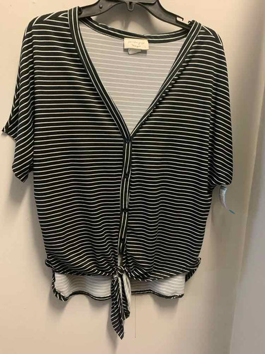 PRE-OWNED LAVENDER FIELD Tops Size L BLK/WHT Stripe TIE WAIST TOP