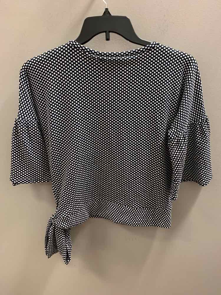 Size XS MICHAEL KORS NVY/WHT SHORT SLEEVES Polka Dot TOP