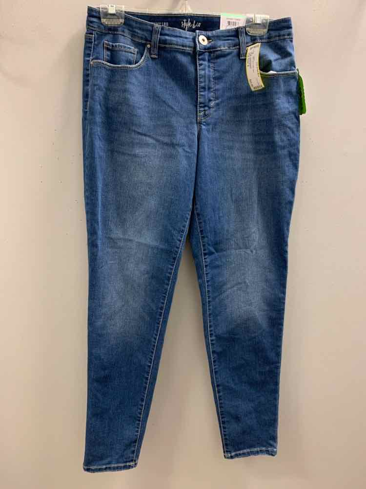 NWT Size 8 STYLE & CO BOTTOMS Blue Jeans