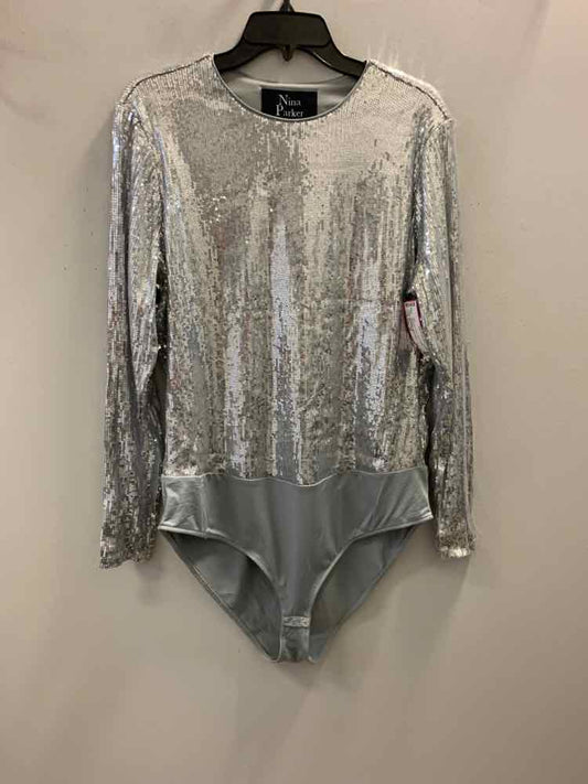 NWT NINA PARKER PLUS SIZES Size 1X Silver LONG SLEEVES TOP